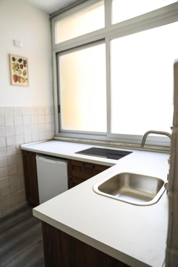 Aura Home Rent Of Rooms With Shared Kitchen Бари Экстерьер фото